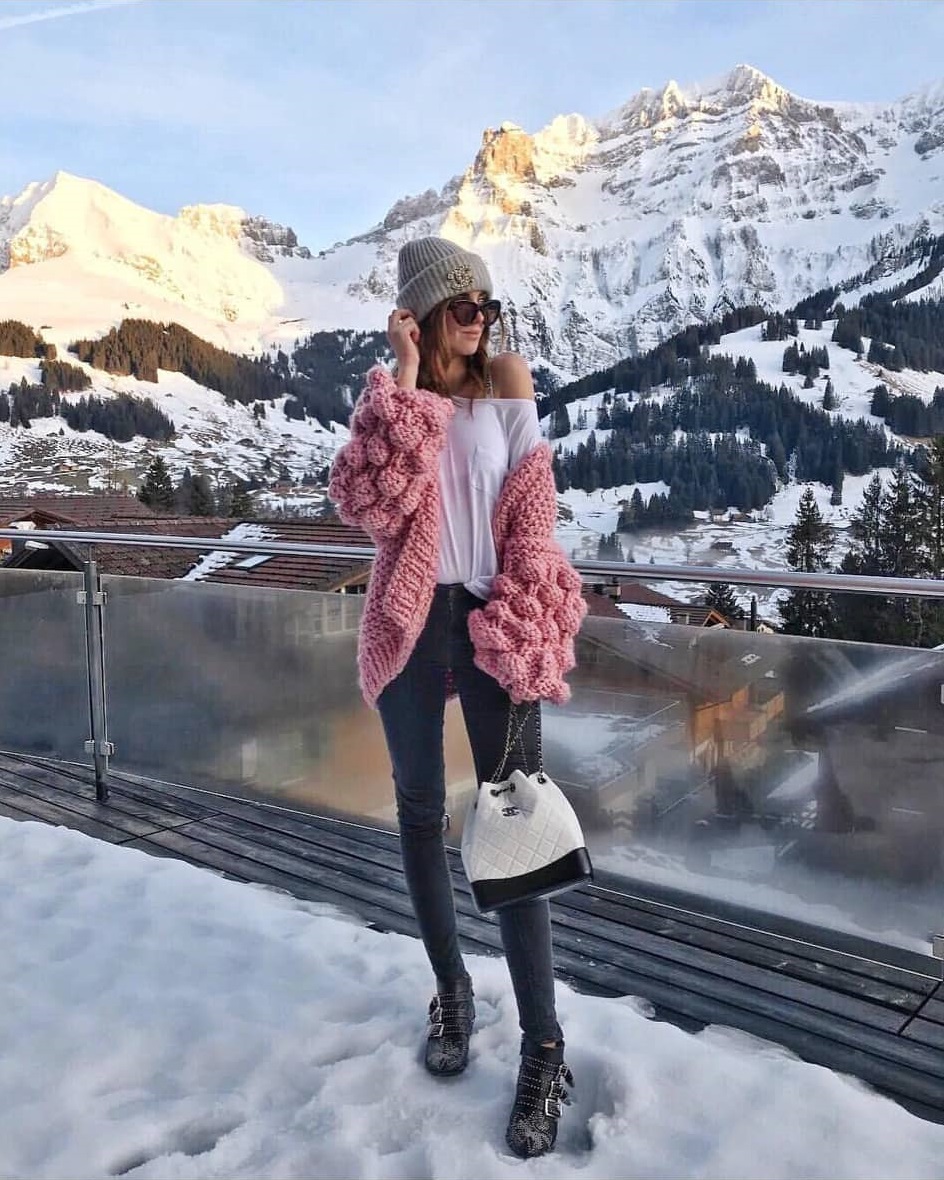 What are influencers wearing during winter?