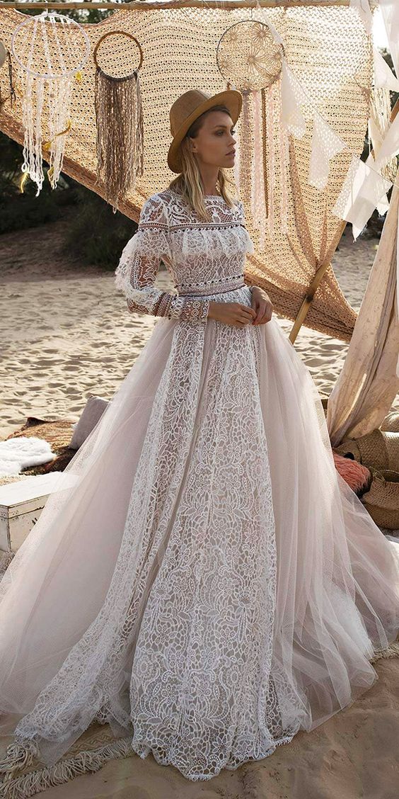 Best Outdoor Wedding Dresses 