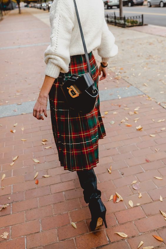 How to wear tartan