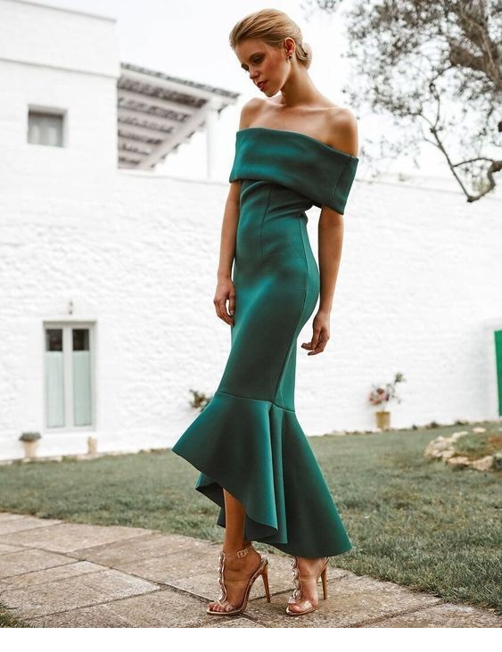 These are irresistible outfits for wedding guests