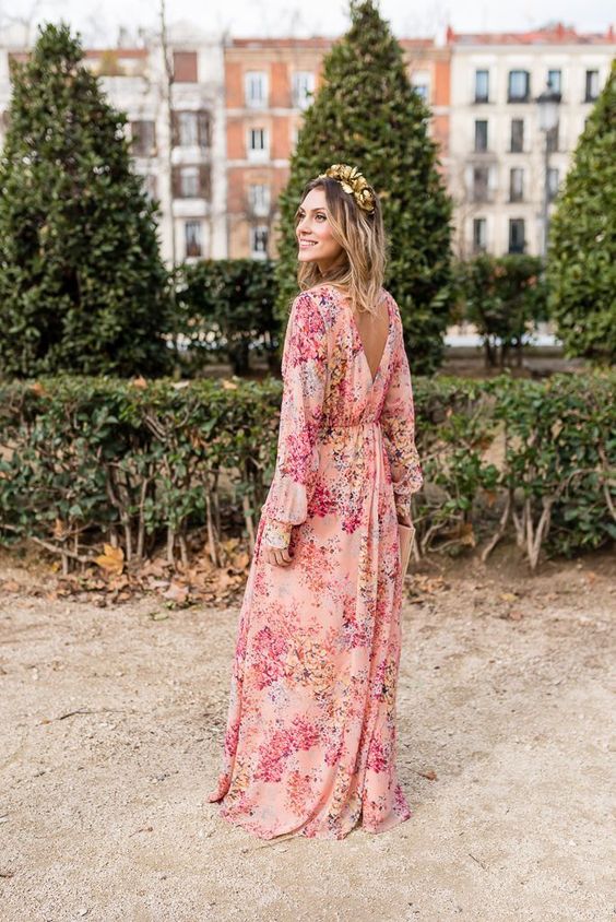 These are irresistible outfits for wedding guests